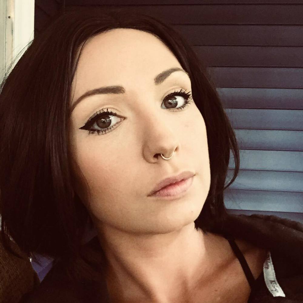 Meet your Posher, Bobbi